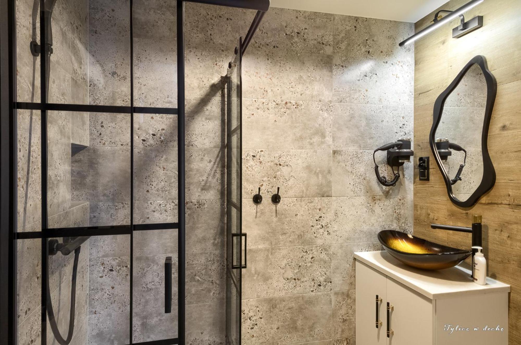 Tylicz W Deche Pokoje I Apartamenty 外观 照片