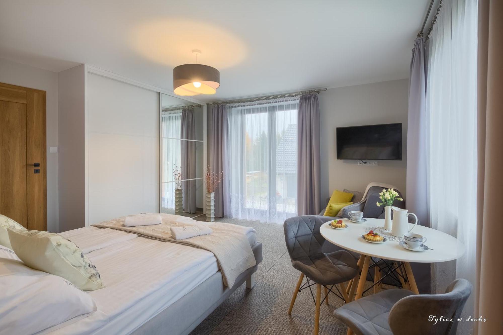 Tylicz W Deche Pokoje I Apartamenty 外观 照片